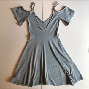 Lulus Elegant Gray Cold Shoulder Dress Size S